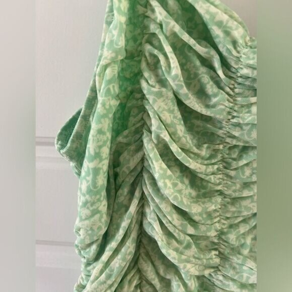 Torrid Green Ruched Tank Top With Adjustable Straps - Picture 6 of 11